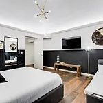 Bdc - The Boss: Stunning 2-Bdr Apartment @Termini
