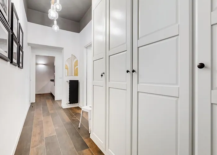 Bdc - The Boss: Stunning 2-Bdr Apartment @Termini